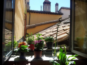 Antico Gioiello Umbro , appartamento con terrazza Foligno